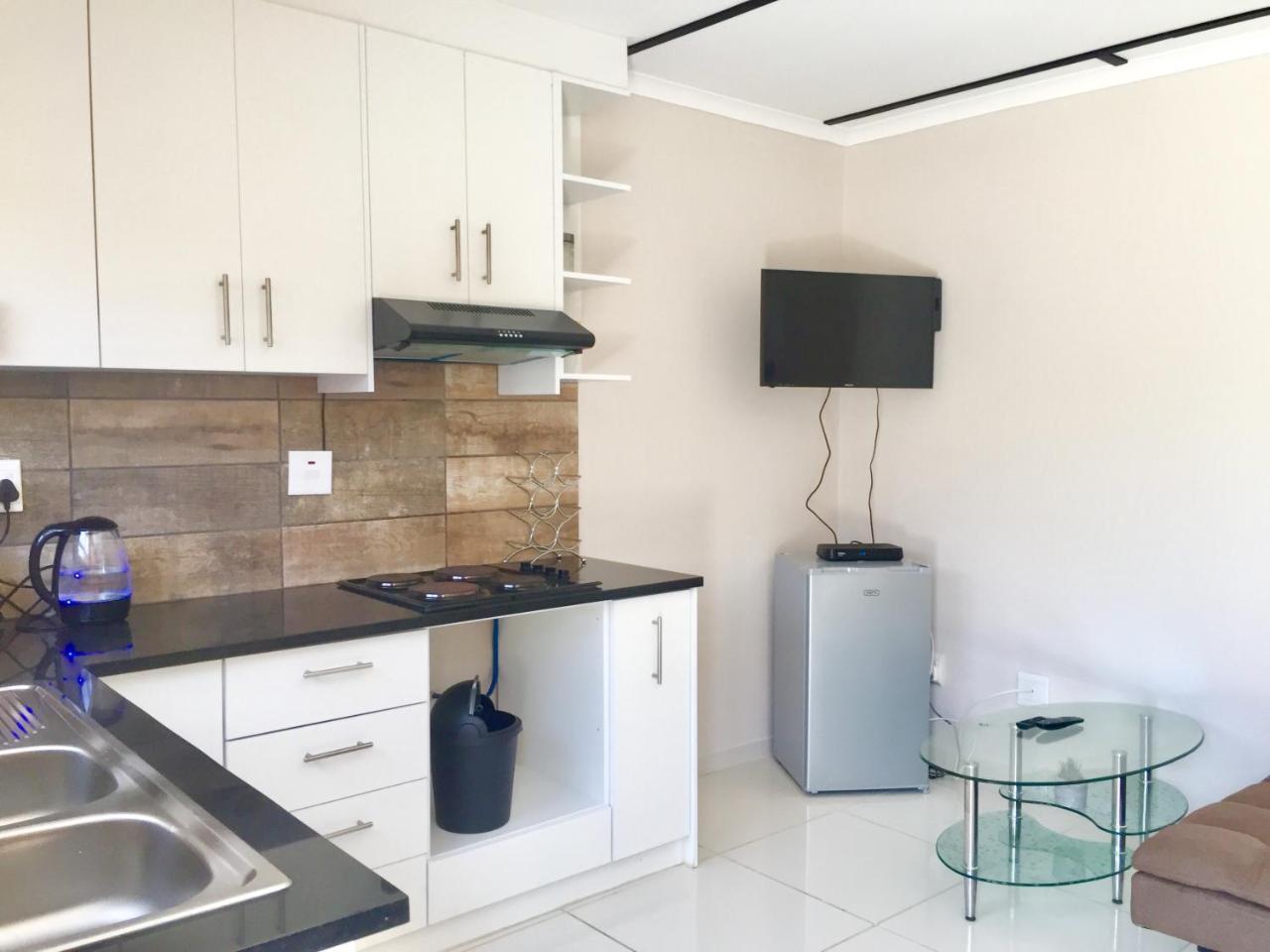 Man Cave Suite Свакопмунд Екстер'єр фото